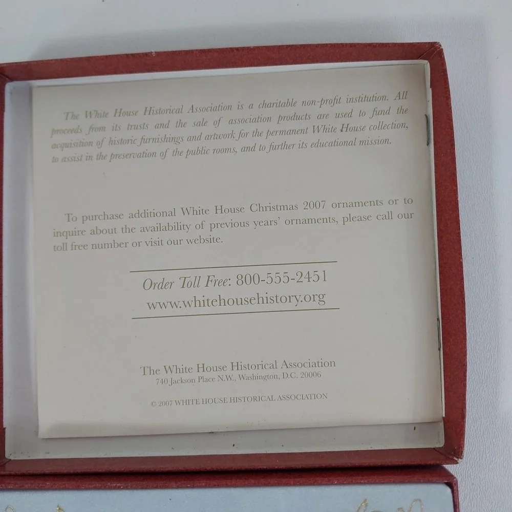 The White House Christmas Ornament 2007 Historical Association with Box‎